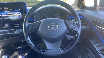 Toyota C-HR 1.8 VVT-h Dynamic CVT Euro 6 (s/s) 5dr
