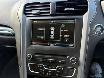 Ford Mondeo 2.0T EcoBoost Titanium Auto Euro 6 (s/s) 5dr