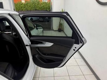 Audi A4 Avant 2.0 TFSI 40 S line S Tronic Euro 6 (s/s) 5dr