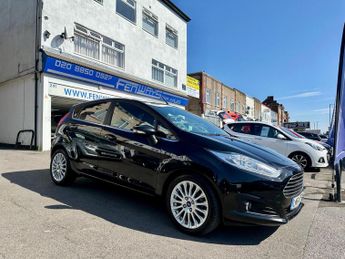 Ford Fiesta 1.0T EcoBoost Titanium Euro 5 (s/s) 5dr