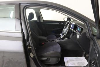 Volkswagen Golf 1.5 TSI Style Euro 6 (s/s) 5dr
