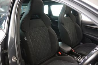 Skoda Karoq 1.5 TSI ACT SportLine DSG Euro 6 (s/s) 5dr