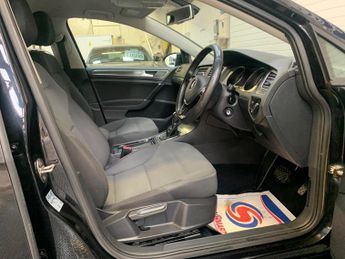Volkswagen Golf 1.6 TDI BlueMotion Tech SE DSG Euro 5 (s/s) 5dr