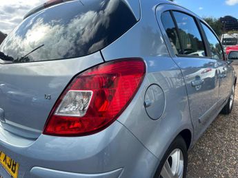 Vauxhall Corsa 1.4i 16v Design 5dr (a/c)