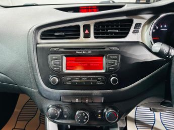 Kia Ceed 1.6 CRDi 2 Auto Euro 5 5dr