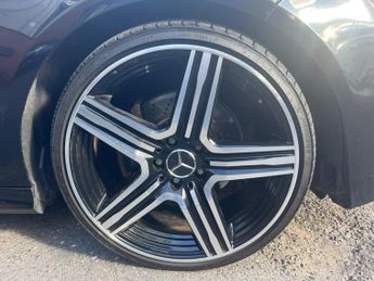 Mercedes-Benz E Class 2.1 E300dh BlueTEC AMG Line G-Tronic+ Euro 5 (s/s) 5dr