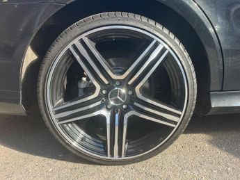 Mercedes-Benz E Class 2.1 E300dh BlueTEC AMG Line G-Tronic+ Euro 5 (s/s) 5dr
