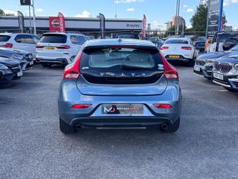 Volvo V40 1.6 T4 SE Hatchback 5dr Petrol Powershift Euro 5 (s/s) (180 ps)