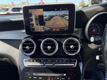 Mercedes-Benz GLC 2.1 GLC250d AMG Line (Premium Plus) Coupe 5dr Diesel G-Tronic 4M