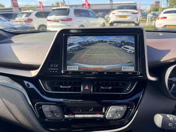 Toyota C-HR 1.8 VVT-h Design SUV 5dr Petrol Hybrid CVT Euro 6 (s/s) (122 ps)