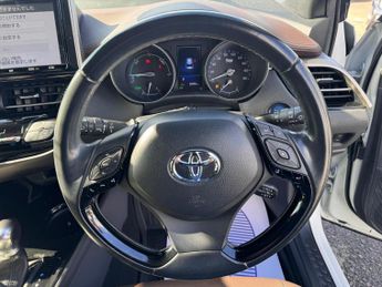 Toyota C-HR 1.8 VVT-h Design SUV 5dr Petrol Hybrid CVT Euro 6 (s/s) (122 ps)