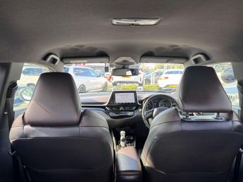 Toyota C-HR 1.8 VVT-h Design SUV 5dr Petrol Hybrid CVT Euro 6 (s/s) (122 ps)