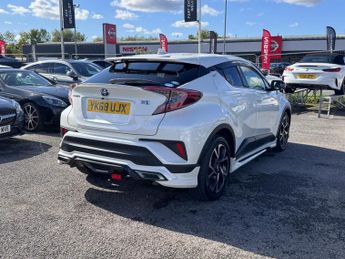 Toyota C-HR 1.8 VVT-h Design SUV 5dr Petrol Hybrid CVT Euro 6 (s/s) (122 ps)