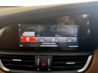 Alfa Romeo Giulia 2.0T Veloce Auto Euro 6 (s/s) 4dr