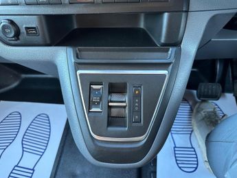 Toyota ProAce 50kWh Icon Medium Panel Van Auto MWB 6dr (7kW OBC)