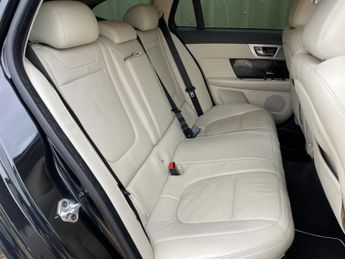 Jaguar XF 3.0d S V6 Portfolio Sportbrake Auto Euro 5 (s/s) 5dr
