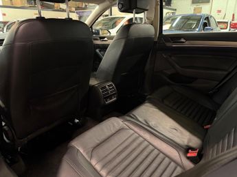 Volkswagen Passat 2.0 TDI BlueMotion Tech GT DSG Euro 6 (s/s) 5dr