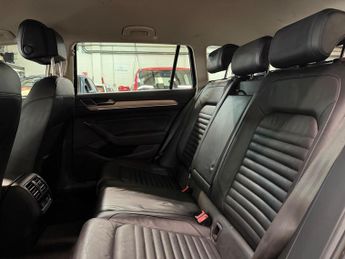 Volkswagen Passat 2.0 TDI BlueMotion Tech GT DSG Euro 6 (s/s) 5dr