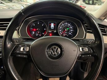 Volkswagen Passat 2.0 TDI BlueMotion Tech GT DSG Euro 6 (s/s) 5dr