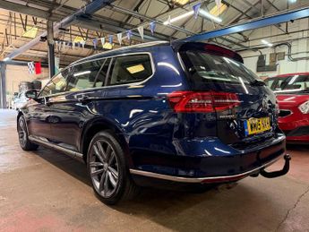 Volkswagen Passat 2.0 TDI BlueMotion Tech GT DSG Euro 6 (s/s) 5dr