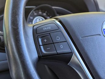 Volvo XC60 2.0 D4 SE Nav Auto Euro 6 (s/s) 5dr