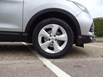 Nissan Qashqai 1.3 DIG-T Acenta Premium DCT Auto Euro 6 (s/s) 5dr