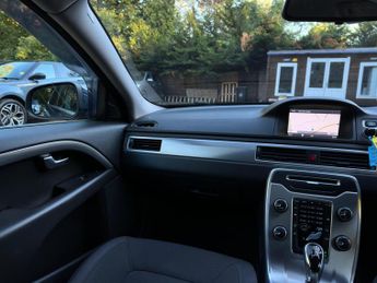 Volvo V70 1.6 D2 Business Edition Estate 5dr Diesel Powershift Euro 5 (s/s