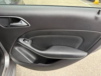 Mercedes-Benz B Class 1.8 B180 CDI BlueEfficiency Sport 7G-DCT Euro 5 (s/s) 5dr
