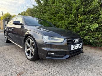 Audi A4 Avant 3.0 TDI V6 Black Edition S Tronic quattro Euro 5 (s/s) 5dr