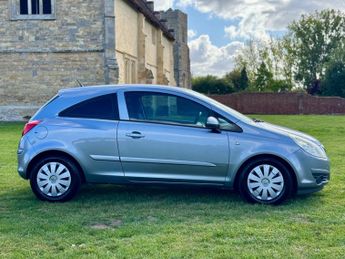 Vauxhall Corsa 1.4i 16v Club 3dr