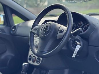 Vauxhall Corsa 1.4i 16v Club 3dr