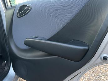 Honda Jazz 1.4 i-DSI SE Sport CVT-7 5dr