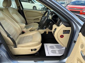 Jaguar X-Type 2.2D DPF S 4dr