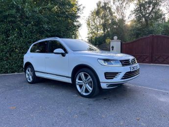 Volkswagen Touareg 3.0 TDI V6 R-Line Plus Tiptronic 4WD Euro 6 (s/s) 5dr