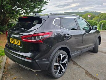 Nissan Qashqai 1.3 DIG-T Tekna+ DCT Auto Euro 6 (s/s) 5dr