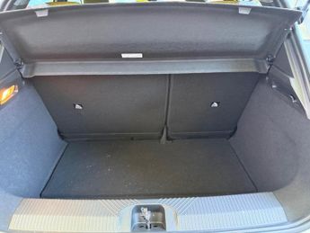 Renault 5 E-Tech electric urban range 40kWh iconic five Auto 5dr