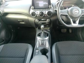 Nissan Juke 1.6 N-Connecta Auto Euro 6 5dr