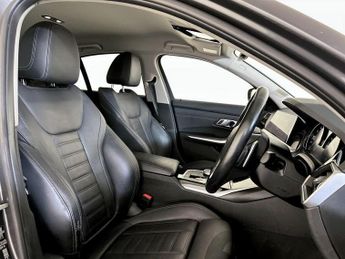 BMW 3 Series 2.0 320i Sport Auto Euro 6 (s/s) 4dr