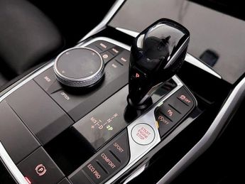 BMW 3 Series 2.0 320i Sport Auto Euro 6 (s/s) 4dr