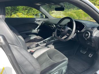 Audi TT 2.0 TFSI S line S Tronic quattro Euro 6 (s/s) 3dr