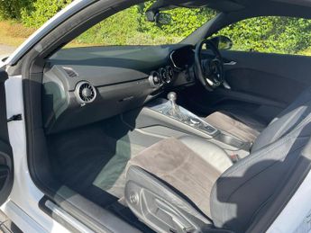 Audi TT 2.0 TFSI S line S Tronic quattro Euro 6 (s/s) 3dr