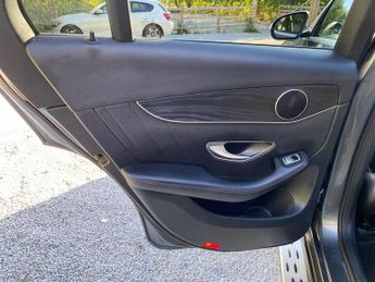 Mercedes-Benz GLC 2.1 GLC250d AMG Line (Premium) G-Tronic 4MATIC Euro 6 (s/s) 5dr