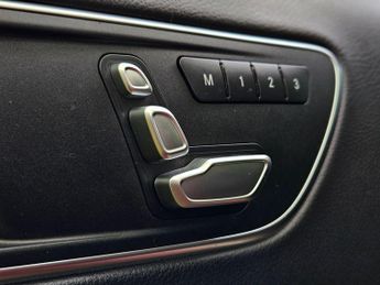 Mercedes-Benz GLA 1.6 GLA200 AMG Line Edition (Plus) 7G-DCT Euro 6 (s/s) 5dr