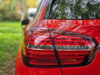 Mercedes-Benz GLA 1.6 GLA200 AMG Line Edition (Plus) 7G-DCT Euro 6 (s/s) 5dr