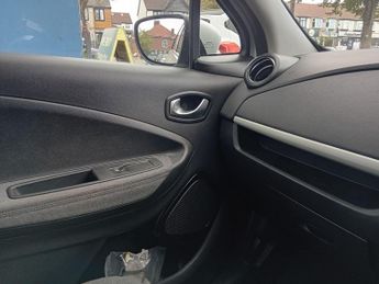 Renault Zoe R110 EV50 52kWh Iconic Auto 5dr (Rapid Charge)