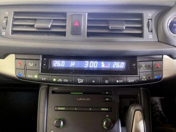 Lexus CT 1.8 200h E-CVT Euro 6 (s/s) 5dr