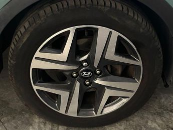 Hyundai BAYON 1.0 T-GDi MHEV Ultimate DCT Euro 6 (s/s) 5dr
