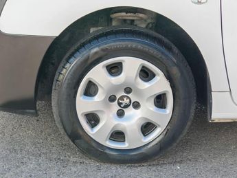 Peugeot Partner 1.6 BlueHDi 854 Professional L1 5dr