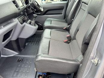 Peugeot Expert 1.5 BlueHDi 1000 Professional Compact Panel Van 6dr Diesel Manua