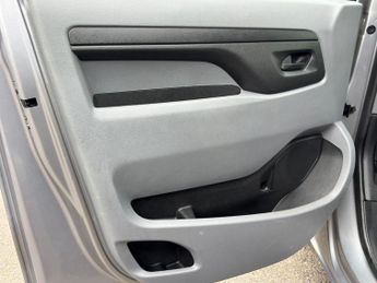 Peugeot Expert 1.5 BlueHDi 1000 Professional Standard Panel Van 6dr Diesel Manu